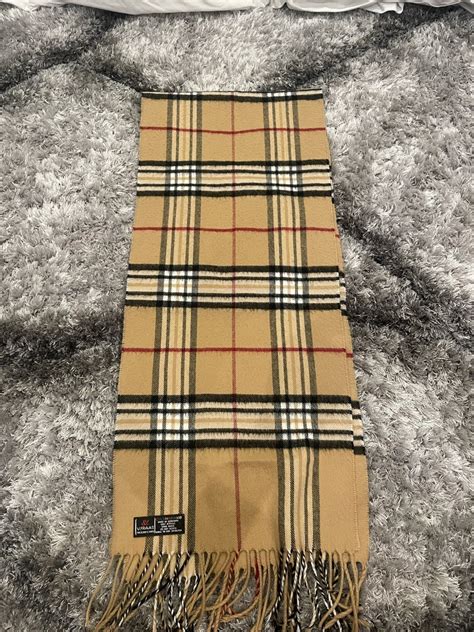 how can i tell if my burberry scarf is real|burberry look alike wool scarf.